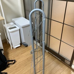 スチールシューズラックの画像