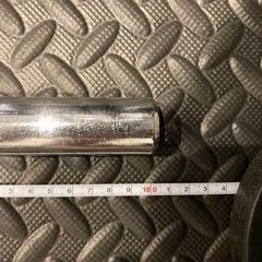 バーベルシャフト、180㎝、28㎜、ボディーデザインの画像