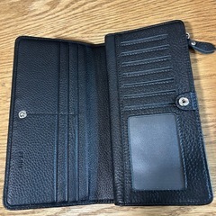 【新品】長財布　黒　ブラック　多収納　化粧箱つきの画像