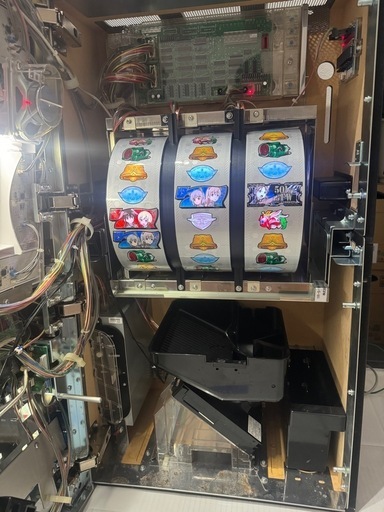 新品登場 ストライクウィッチーズ VX 不要機付き 実機 パチスロ ホビー・楽器・アート