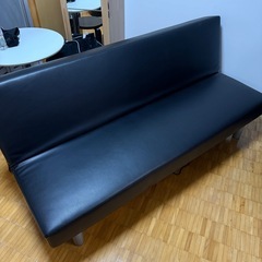 アスプルンド ソファベッド ブラック 1脚 幅1800mm リクライニングベンチ 3人掛け PVCレザー張地 仮眠用ベッドの画像