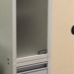 隙間収納棚