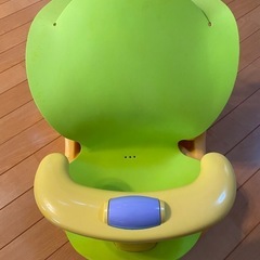 アップリカ　バスチェア