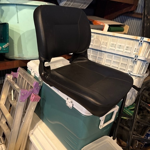中古　使用少ない　ＡＦボート　ＡＦブラックマリンシート　ボート　船　座席