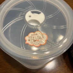 未使用 蓋をしたまま電子レンジOK 陶器 密閉容器 サイズ違い2点セットの画像