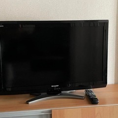 AQUOS LC-32E8-B [32インチ] (14日まで！)