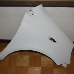 NCP13 ヴィッツRS 純正フロントフェンダー 左右セットの画像