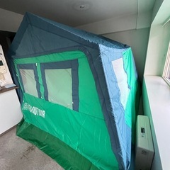 BISINNA ロッジ型テント UV50+ PU2000 中古一回使用のみ　美品 BISINNA ワンタッチテント ロッジ型 2~4人用 UV50+ PU2000 設営