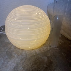 ニトリ間接照明丸型陶器の画像