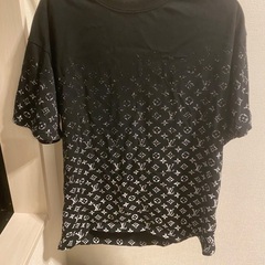 本日取りに来れる方限定⭕️ルイヴィトン　半袖　並行輸入の画像