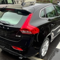 即決交渉/下取り可　ボルボ v40 D4 上級グレード　インスクリプション　レザーシート　美車の画像