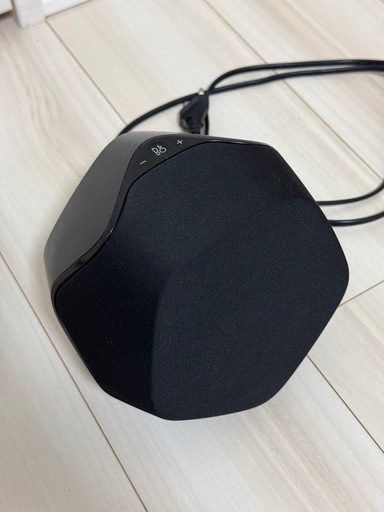B&O S3 六角形ワイヤレススピーカー B&O S3 六角形ワイヤレススピーカー