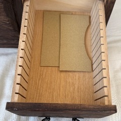 木製の小物入れの画像