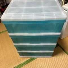 衣装ケース