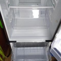 【和泉】美品 配送可!! 動作品 2020年製 SHARP 2ドアノンフロン冷凍冷蔵庫 137L SJ-GD14F 黒 シャープの画像