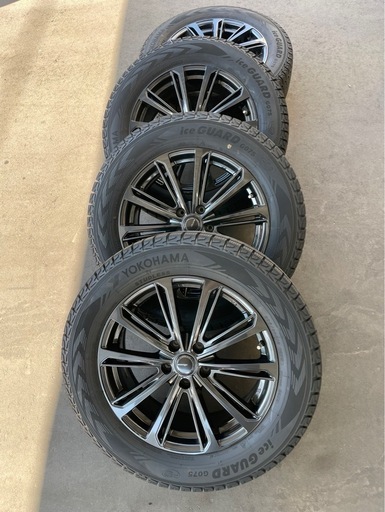 タイヤ　 ヨコハマ　iceGUARD SUV G075 18インチ