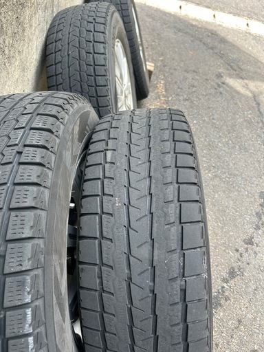 215/70R16 スタッドレスタイヤ　ホイールセット