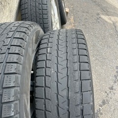 215/70R16 スタッドレスタイヤ　ホイールセットの画像
