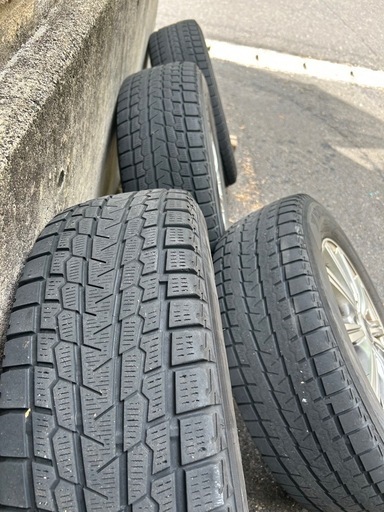 215/70R16 スタッドレスタイヤ　ホイールセット