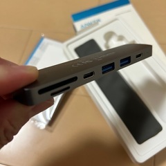USB-C ハブ 超美品 Anker 7in2 macBook ポートの画像