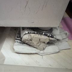 【無料】TOSHIBA 洗濯機（4.2kg・動作OK／足1本欠損）の画像