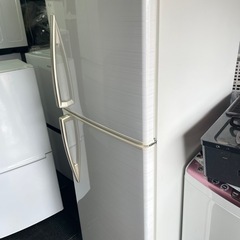 北九州市内配送無料　保証付き ユーイング 228L 2ドアノンフロン冷蔵庫 オリジナル ホワイト ER-F23UHの画像