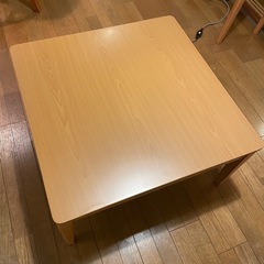 こたつテーブル
