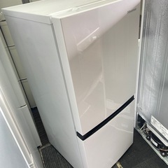 北九州市内配送無料　保証付き 2020年製ハイセンス 134L 2ドアノンフロン冷蔵庫 オリジナル パールホワイト HR-D1303の画像
