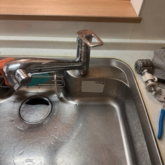 パナソニック食洗機（置台と分岐水栓付き）の画像