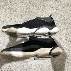 リーボック27センチの画像