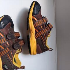 asics　スニーカー　17cmの画像