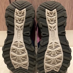 【美品】KEEN  防水スニーカー　17の画像