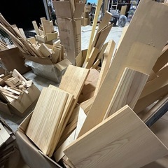 木工作業の廃材［焚き物や小さな工作など］
