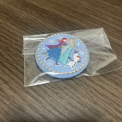 ディズニー刺繍缶バッチ【アナと雪の女王】