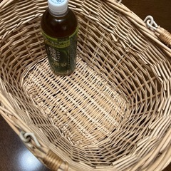 手編み カゴ 木製の画像