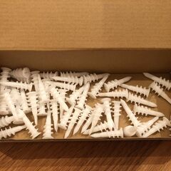 棚受け用アンカー＆タイル用接着剤（無料）