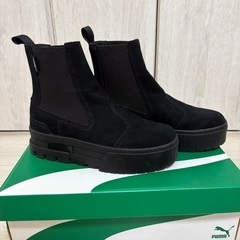 PUMA ブラック チェルシースウェードブーツの画像