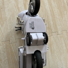 パトカー、白バイの画像