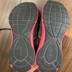 PUMA プーマ ランニングシューズ　23センチの画像