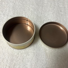 ちいかわ•うさぎ•缶の画像