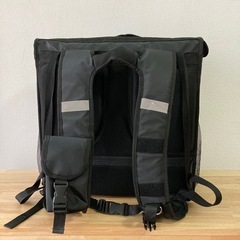 Uber Eats  ロゴ入り配達バッグ(ブラック)
の画像