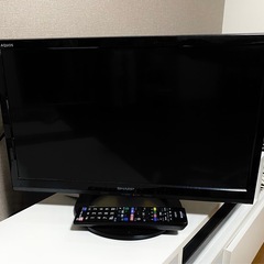 SHARP 19インチ　テレビの画像