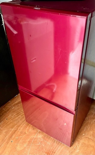 (運搬費込)オシャレメーカー&オシャレレッド/157ℓ/AQUA冷蔵庫