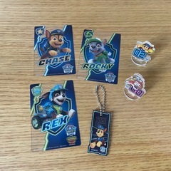 パウパトロール　カード　アクスタ　キーホルダー