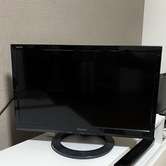 SHARP 19インチ　テレビの画像