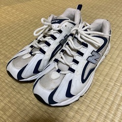 ニューバランス🔴スニーカー630シリーズ26.5センチ