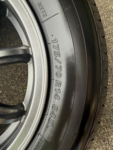 車のパーツ 175-70-r14