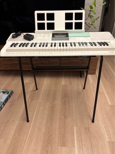 CASIO 電子ピアノ　LK-512