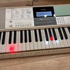 CASIO 電子ピアノ　LK-512　の画像