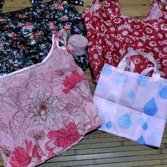 【まだ受付中・送付可能】中古 エコバッグ＆折りたたみ可ファスナーバッグ 計4個セット 早い者勝ちです✨✨の画像